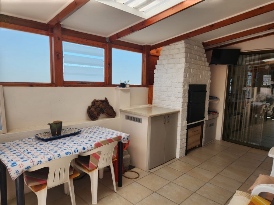 3 Bedroom Property for Sale in Denneoord Western Cape